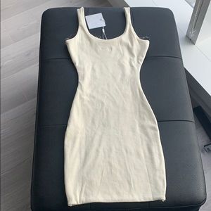 Brand new Meshki Basics body con - cream